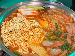 -富乐满韩国正宗炸鸡韩国料理(虹泉路店)