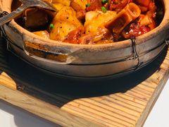 猪手煲-汤城小厨•粤菜•靓汤(苏州街店)