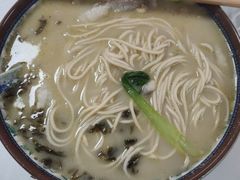 -明呈黄鱼面馆(斜土路店)