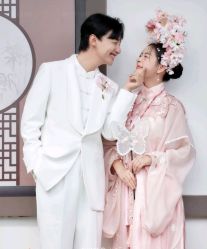 -麦田·婚纱摄影(天河新天地店)