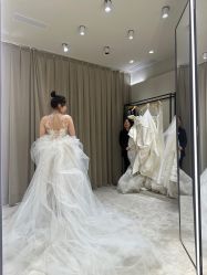 -Renee芮亦婚纱