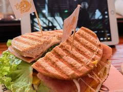 俱乐部贝果-Catch Bagel(芳草地店)