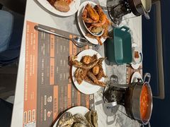 -金马门国际美食百汇(珞喻路店)