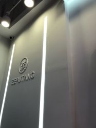 -泽璞堂美发沙龙