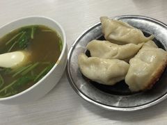 -黄阿姨锅贴大王(万航渡路店)