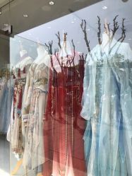 -梦回汉唐汉服旗袍体验馆(拙政园店)