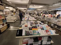 -先锋书店(五台山总店)