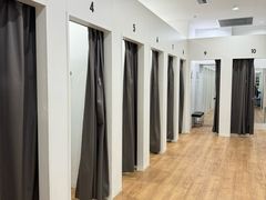 -优衣库(上海颛桥万达广场店)