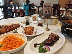 -梅利汴京烤鸭•开封豫菜地标店(东大街店)