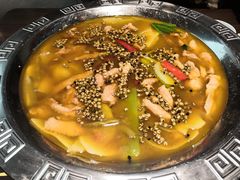 花椒麻麻兔-有红鸡毛店·川菜(建设路店)