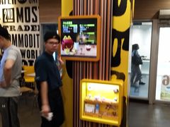 -麦当劳(中山公园龙之梦店)