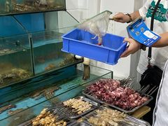 -超越海鲜屋(飞龙物业店)