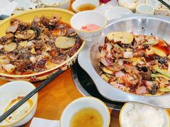 -休记光头香辣蟹干锅(绵竹店)