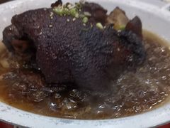 -老码头黑皮肘子锅包肉熏酱水饺(文政街店)