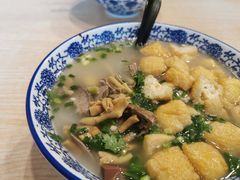 -叶新小吃店(来凤小区总店)