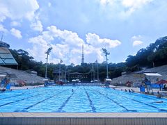 -越秀山游泳场