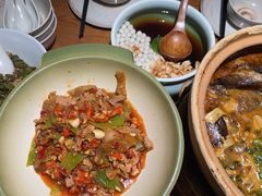 -吃饭皇帝大土家民族菜(荟聚店)