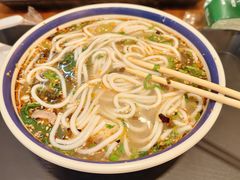 -云阿蛮云南生烫牛肉米线(奉贤路店)