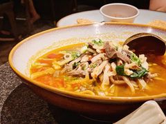 酸汤羊杂-丝路金桃·新疆菜(徐汇店)