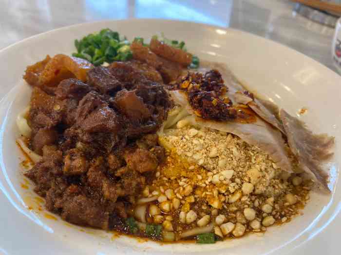 面东东面馆-"不戳不戳!真的好吃,馅料也很足,不过我总.