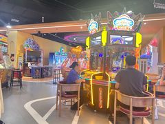 -爱玩嘉年华(龙湖杭州金沙天街店)