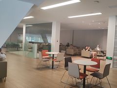 -浙江元通滨奥汽车有限公司(奥迪4S店)