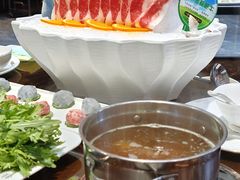 -牛鼎盛新疆雪花鲜牛火锅(武夷绿洲 店)