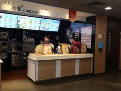 -麦当劳(新华路步步高店)