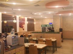 大堂-一席地·本地鸡窝·杭帮鸡火锅(萧山银隆百货店)