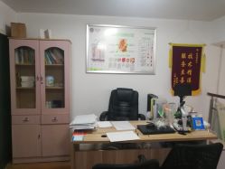 -苗医生专业祛痘·皮肤管理