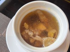 -大中华希尔顿酒店-念自助餐·嗨啤·小龙虾