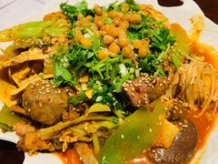 -成都你六姐·牛肉冒菜(城市集市合生汇店)