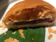 现烤玫瑰鲜花饼-云海肴·汽锅鸡·云南菜(高德置地店)