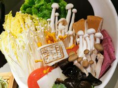 -享月汤皇·海鲜小火锅·聚会(曲江创意谷店)