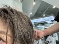 -U·NI SALON 造型