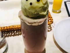 草莓奶昔配小兔冰激凌-西堤牛排(南京龙江店)