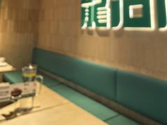 -龙治汉堡(中华城店)