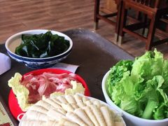 -小天鹅火锅·一线江景洪鼎旗舰店(洪崖洞店)