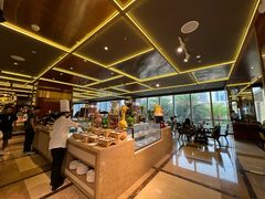 -大中华希尔顿酒店-念自助餐·嗨啤·小龙虾