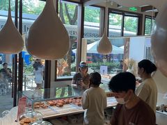 -VERIE BAKEHOUSE