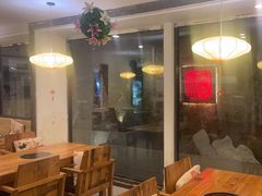-毛辣果·贵州红酸汤牛肉火锅(西单店)