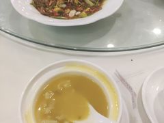 -渔意楼·驰名沙田乳鸽(五羊旗舰店)