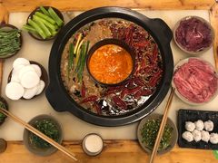 -黄潇洒老火锅(九眼桥宏济巷店)