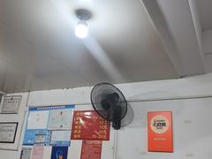 -建国蚵煎蚵面