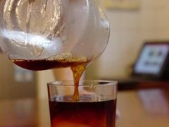 -Be Lived Cafe比例咖啡(摩天轮店)