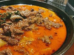 自制泡菜牛肉汤锅-付掌柜在成都·热炒砂锅集(金禾店)