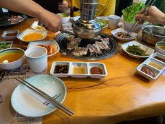 -唯成•韩国炭火烤肉 유성고기