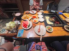 -老牌坊云南鱼豆花火锅(爱建店)