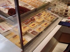 面包甜点陈列柜-珍糕兴(三林店)