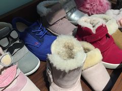-UGG(燕莎奥特莱斯购物中心店)